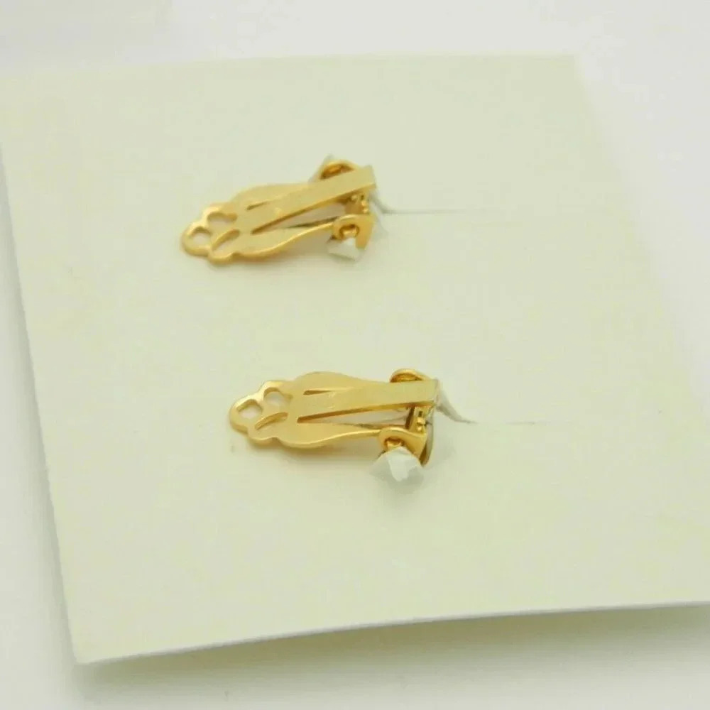 Pcraft Matte Textured Embossed Flower Gold Tone - Picture 4 of 4